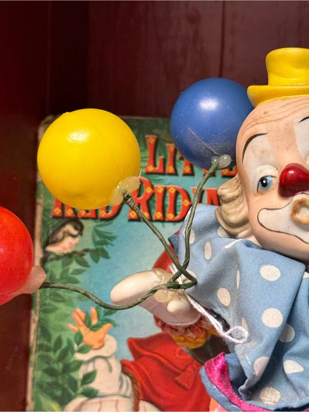Vintage Polka Dot Clown music box, works